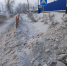 В Усть-Куте еще один пешеходный переход в Старом Усть-Куте завален снежными кучами - Ust-Kut24.Ru